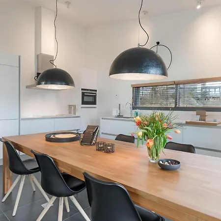 25 - Wild & Wood | By The With Views Over The Water * Ouddorp